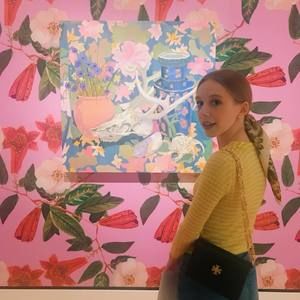 Meet your Posher, Olivia